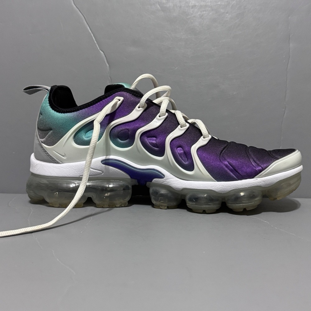 Nike Air Vapormax Plus Mens Size US 10.5 White Fierce Purple Grape Sneakers - Picture 4 of 16